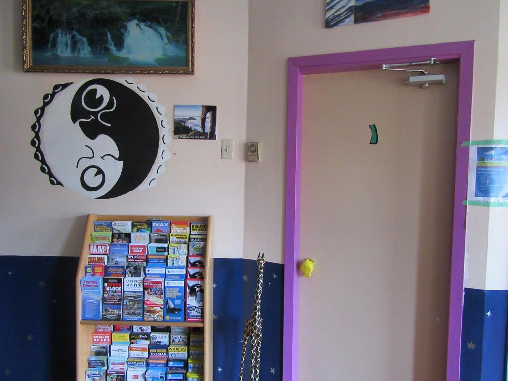 Turtle Hostel Victoria Luaran gambar